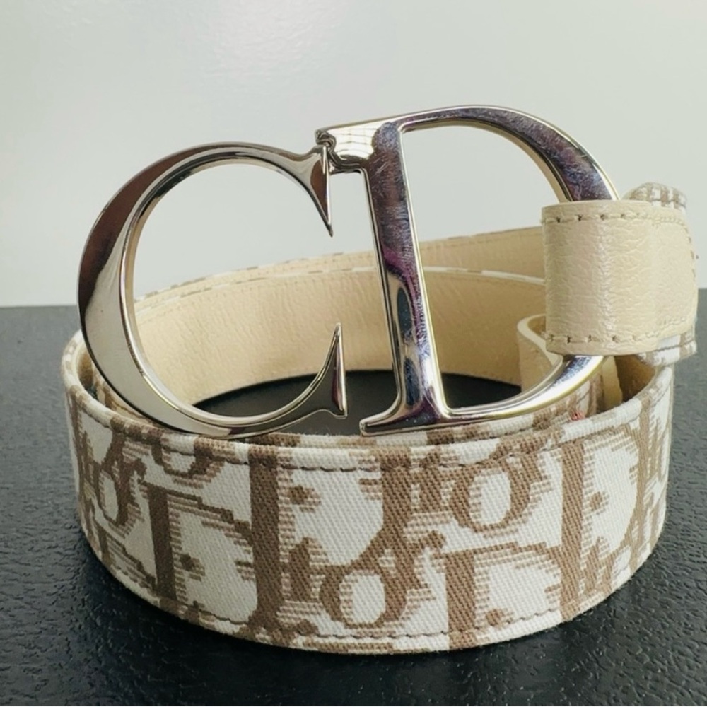 Iconic 2005 Christian Dior Floral Trotter Belt